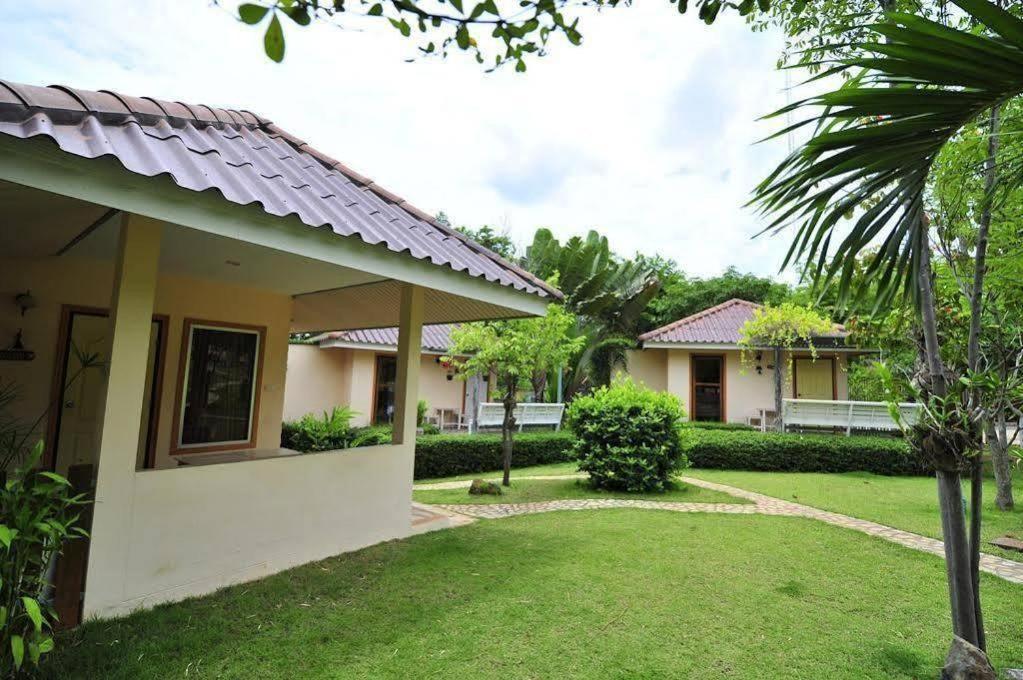 Dusit Talai Resort Mu Si Dış mekan fotoğraf